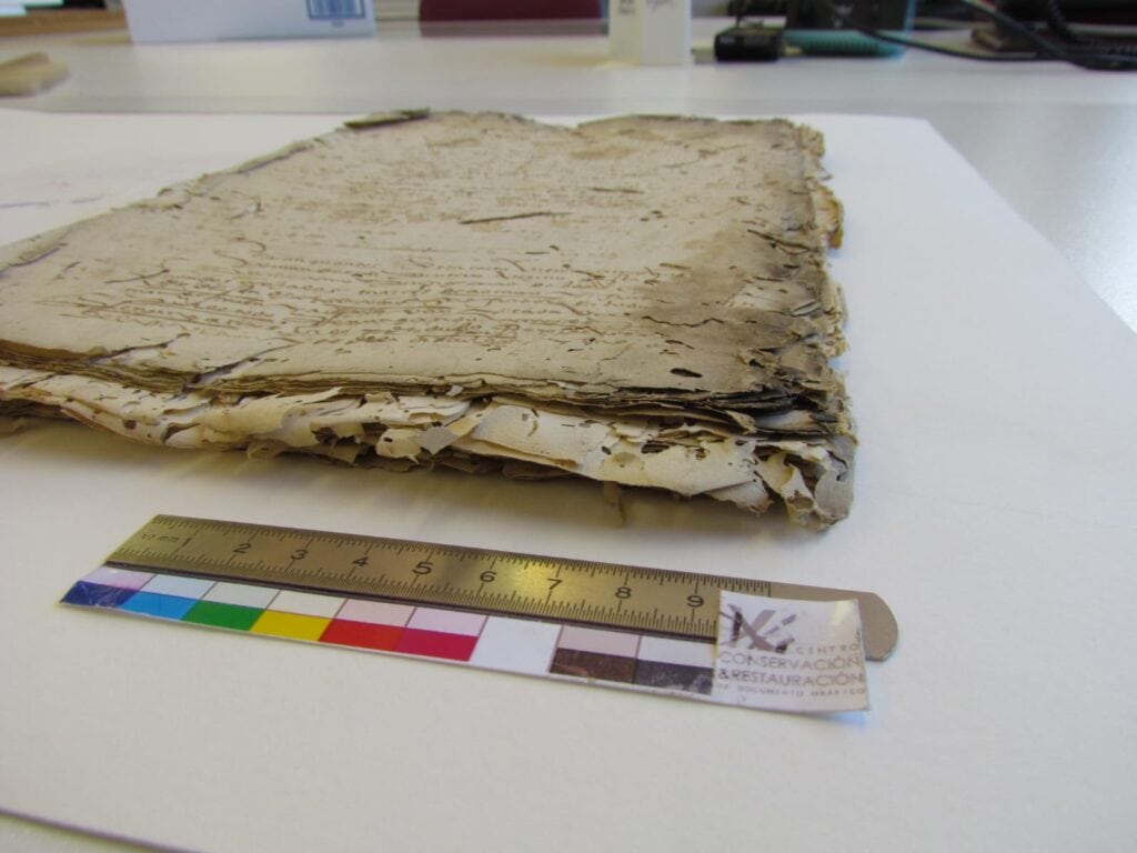 Restauración de la unidad documental de Protocolo Notarial Domingo Pérez